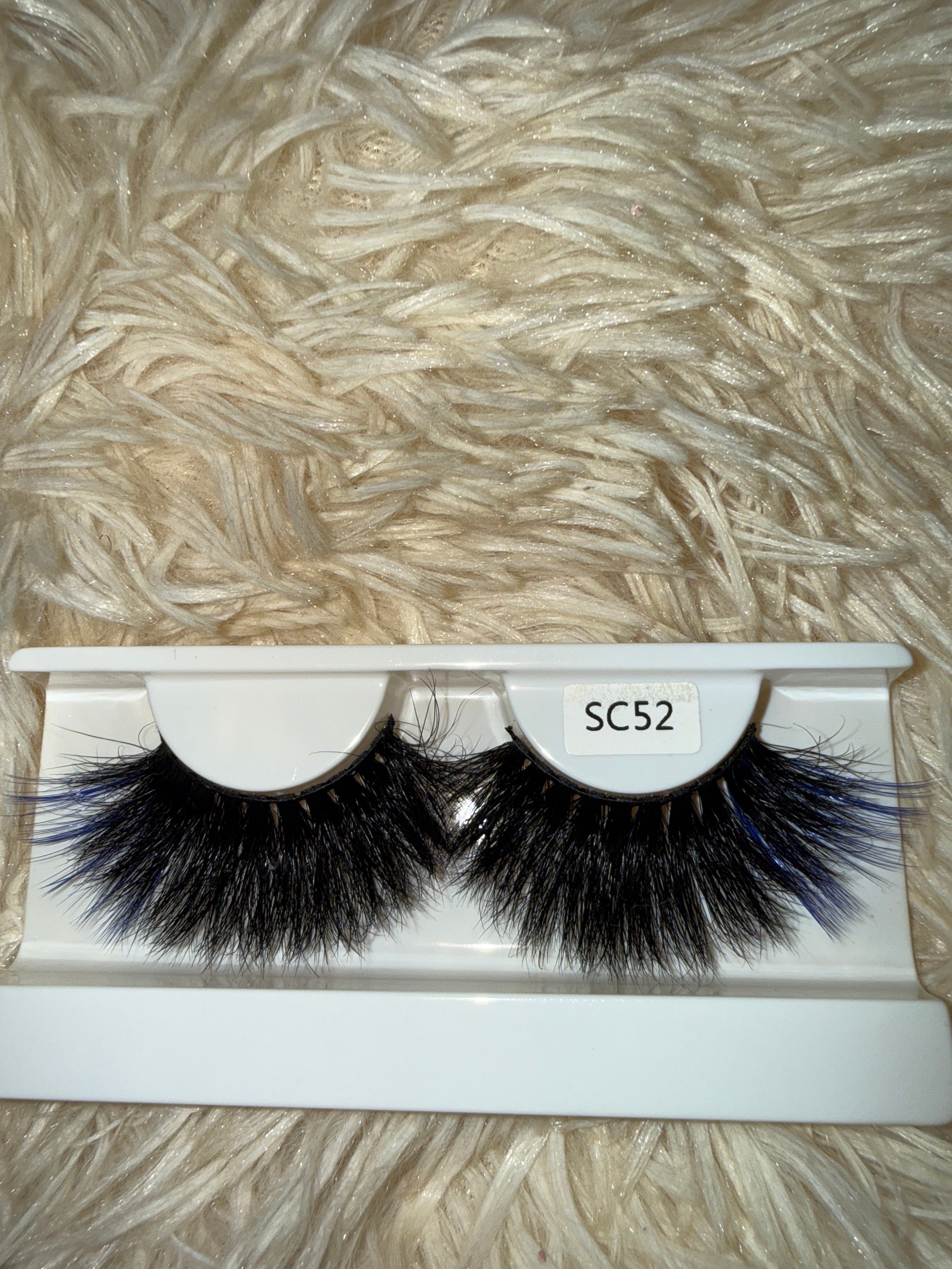 Beauties Color Lash Strips Sc52